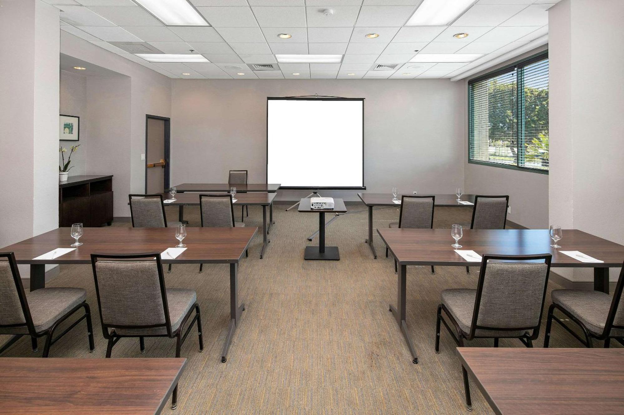 Country Inn & Suites By Radisson, San Diego North, Ca Extérieur photo